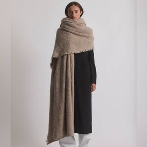 Janessa Leone Oatmeal Blanket Scarf NWT